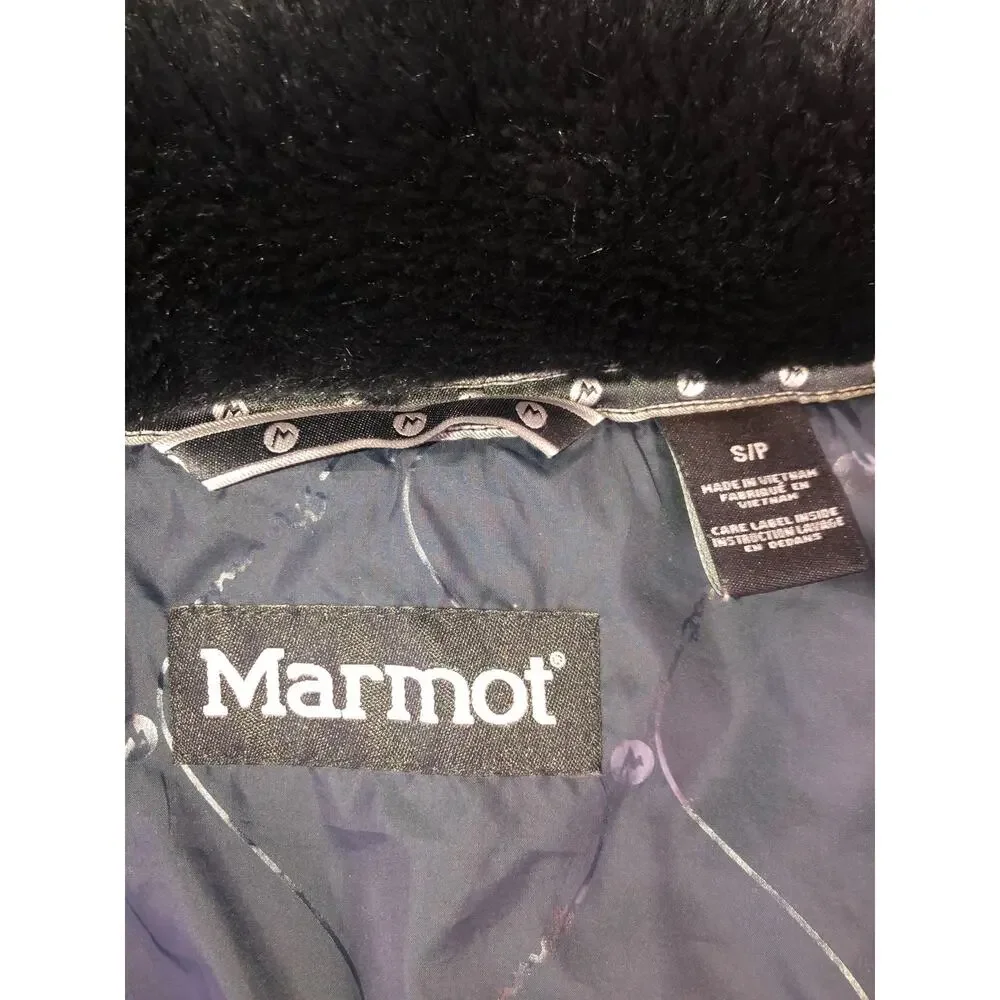 Marmot “St Moritz” Black Quilted Puffer Coat with faux Fur Collar size small